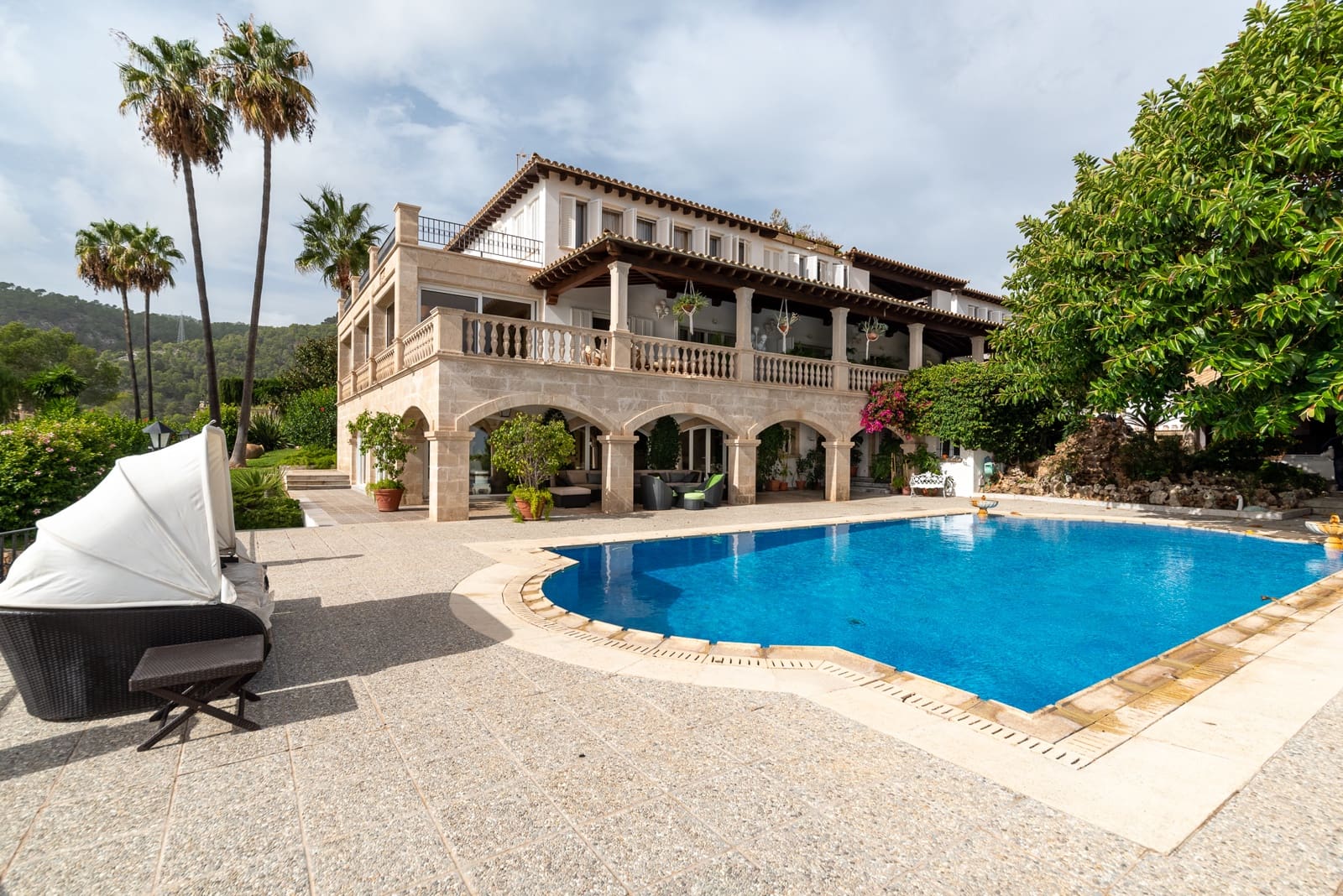 11 makuuhuone Huvila myytävänä paikassa Genova mukana uima-altaan 
autotalli - 12 900 000 € (Ref: 6457200)