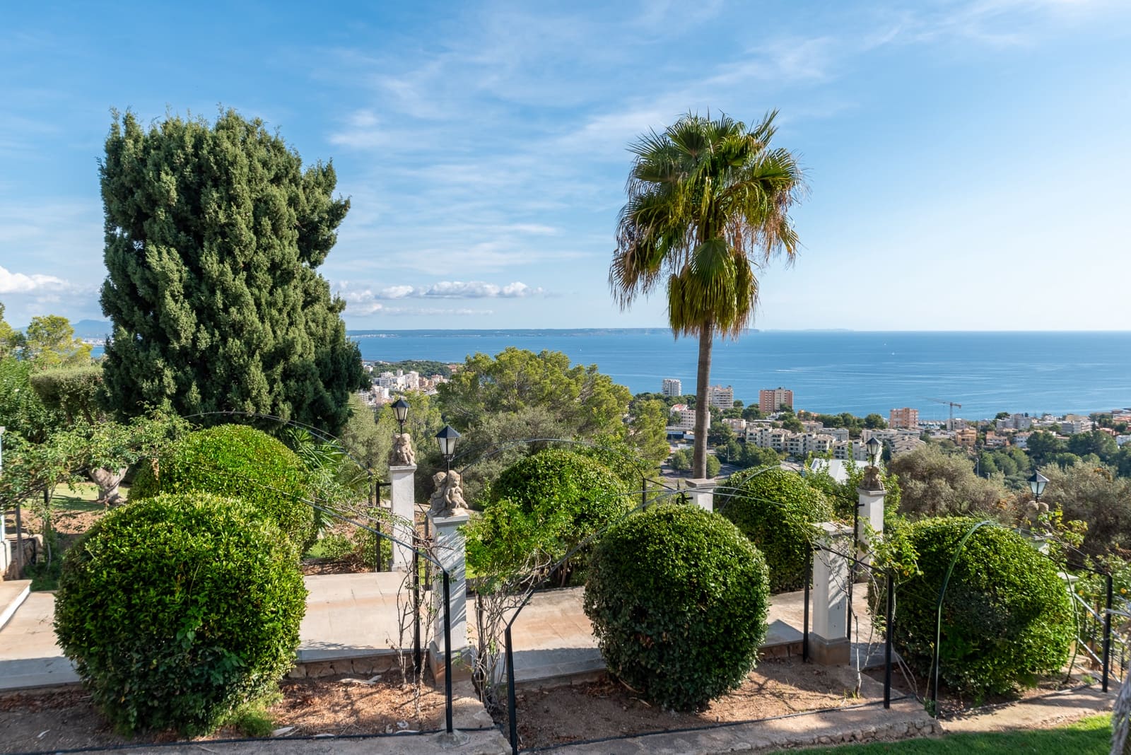 11 makuuhuone Huvila myytävänä paikassa Genova mukana uima-altaan 
autotalli - 12 900 000 € (Ref: 6457200)