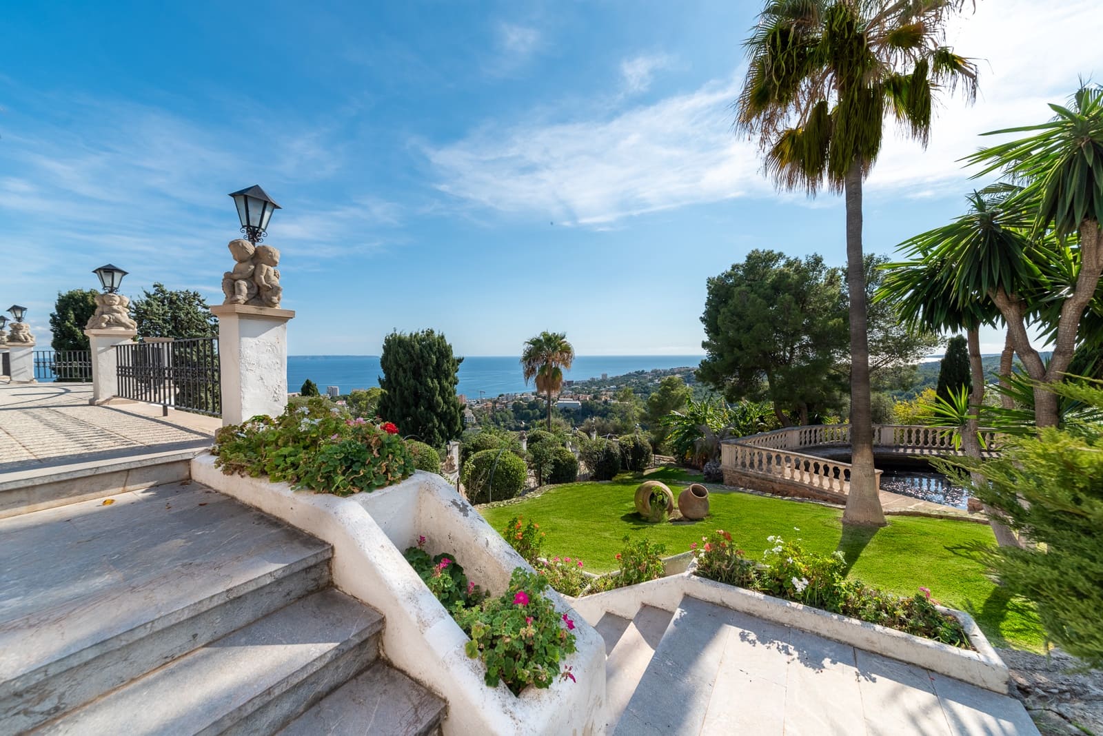 11 makuuhuone Huvila myytävänä paikassa Genova mukana uima-altaan 
autotalli - 12 900 000 € (Ref: 6457200)