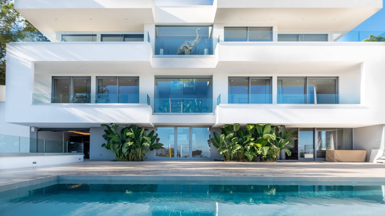 5 soverom Villa til salgs i Palmanova med garasje - € 4 950 000 (Ref: 6495184)