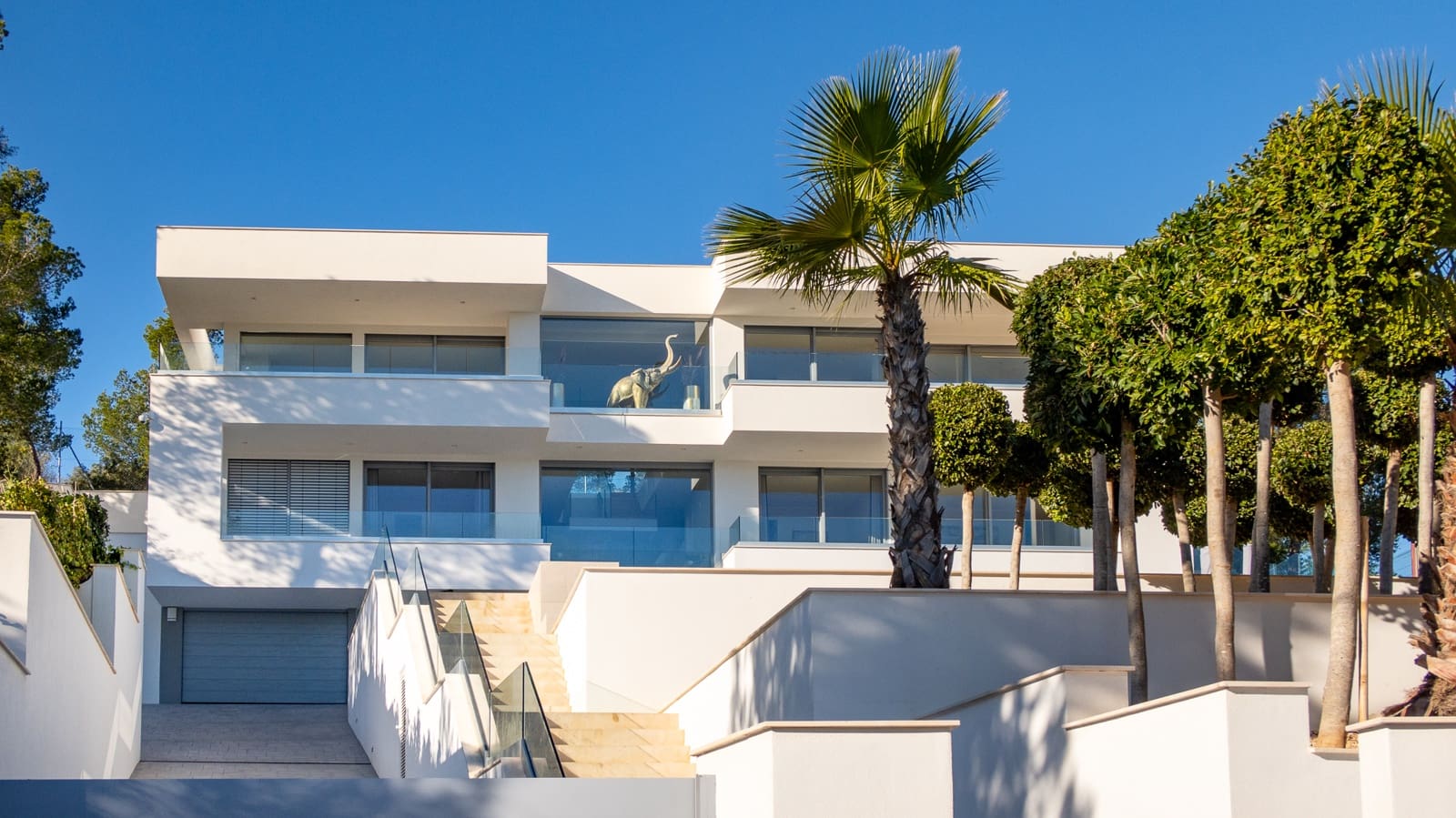 5 soverom Villa til salgs i Palmanova med garasje - € 4 950 000 (Ref: 6495184)