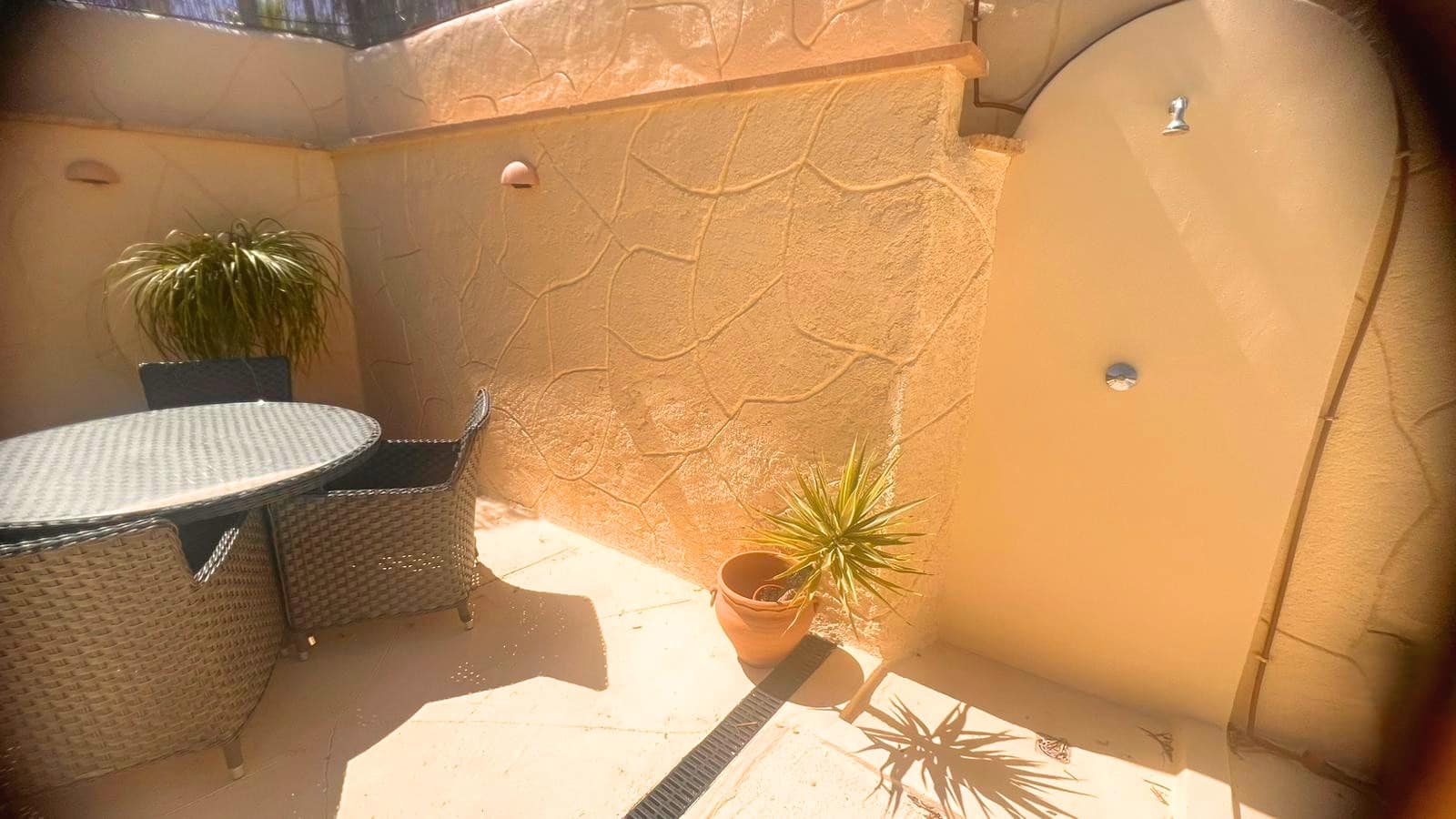 2 chambre Villa/Maison à vendre à Es Camp De Mar / El Camp De Mar avec piscine garage - 1 170 000 € (Ref: 6502292)