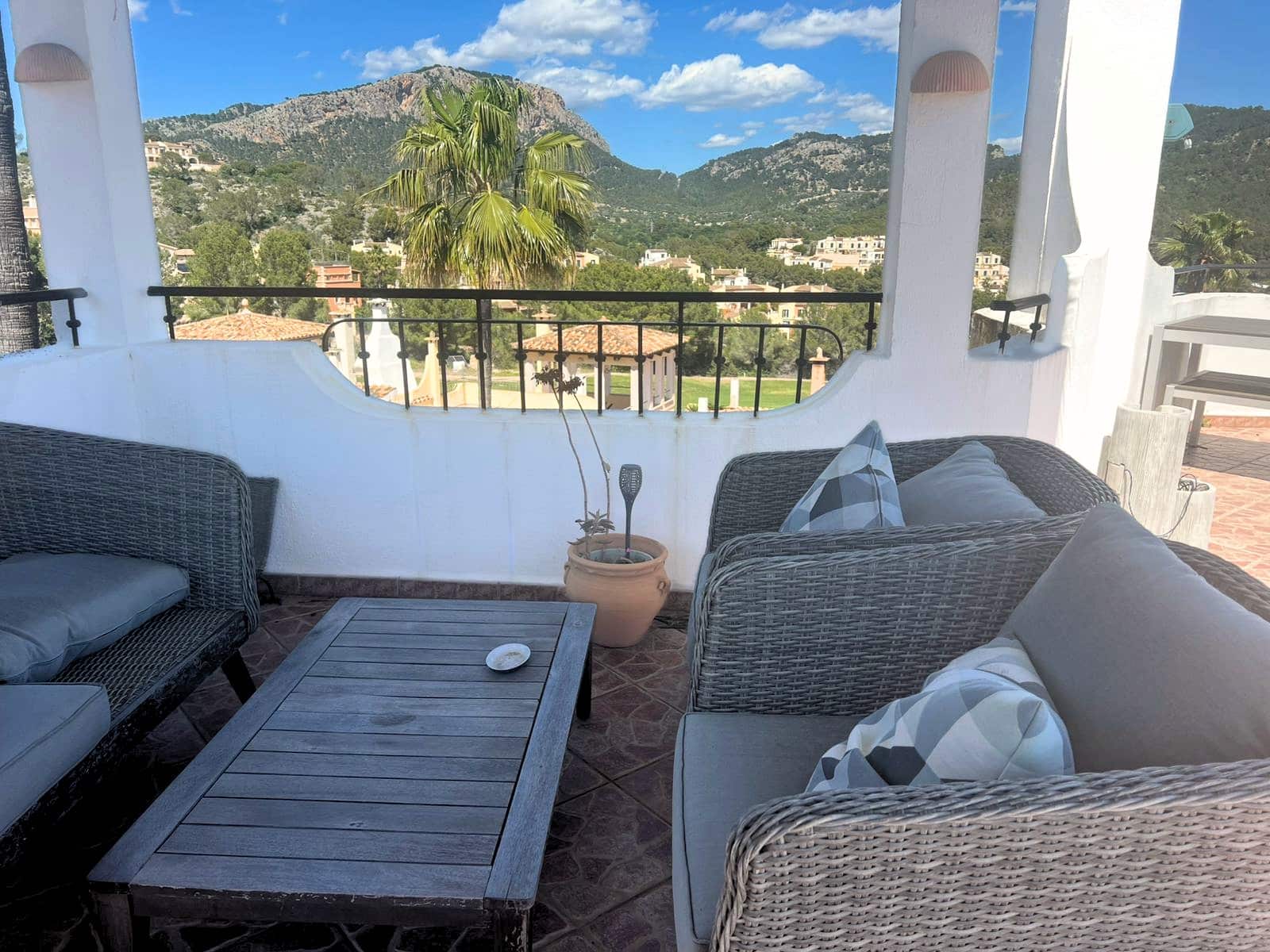 2 chambre Villa/Maison à vendre à Es Camp De Mar / El Camp De Mar avec piscine garage - 1 170 000 € (Ref: 6502292)