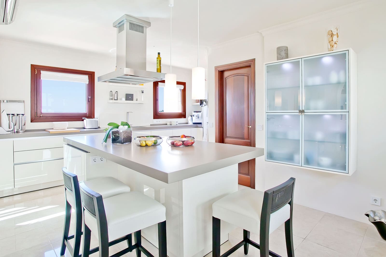 4 soveværelse Villa til salg i Bendinat med swimmingpool garage - € 7.500.000 (Ref: 6525527)