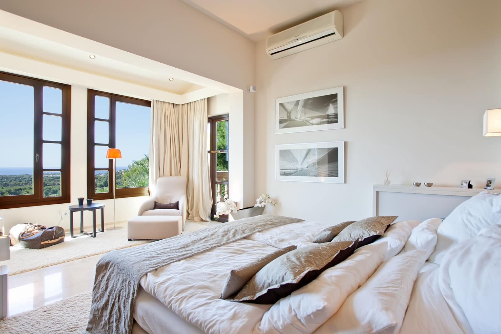 4 soveværelse Villa til salg i Bendinat med swimmingpool garage - € 7.500.000 (Ref: 6525527)