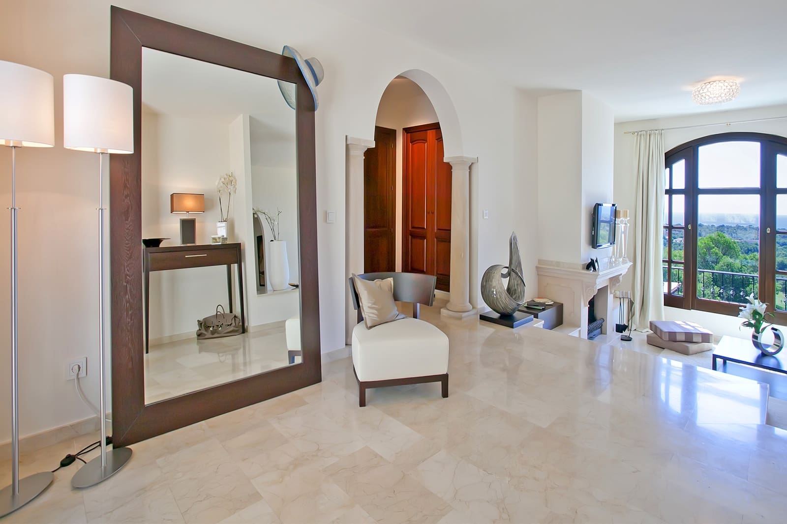 4 soveværelse Villa til salg i Bendinat med swimmingpool garage - € 7.500.000 (Ref: 6525527)