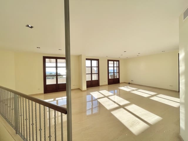 4 bedroom Penthouse for rent in La Calatrava, Palma de Mallorca with garage - € 8,000 (Ref: 6551480)