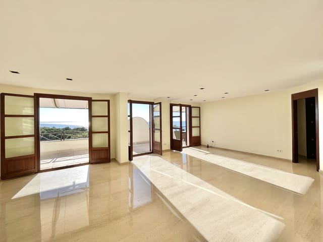 4 bedroom Penthouse for rent in La Calatrava, Palma de Mallorca with garage - € 8,000 (Ref: 6551480)