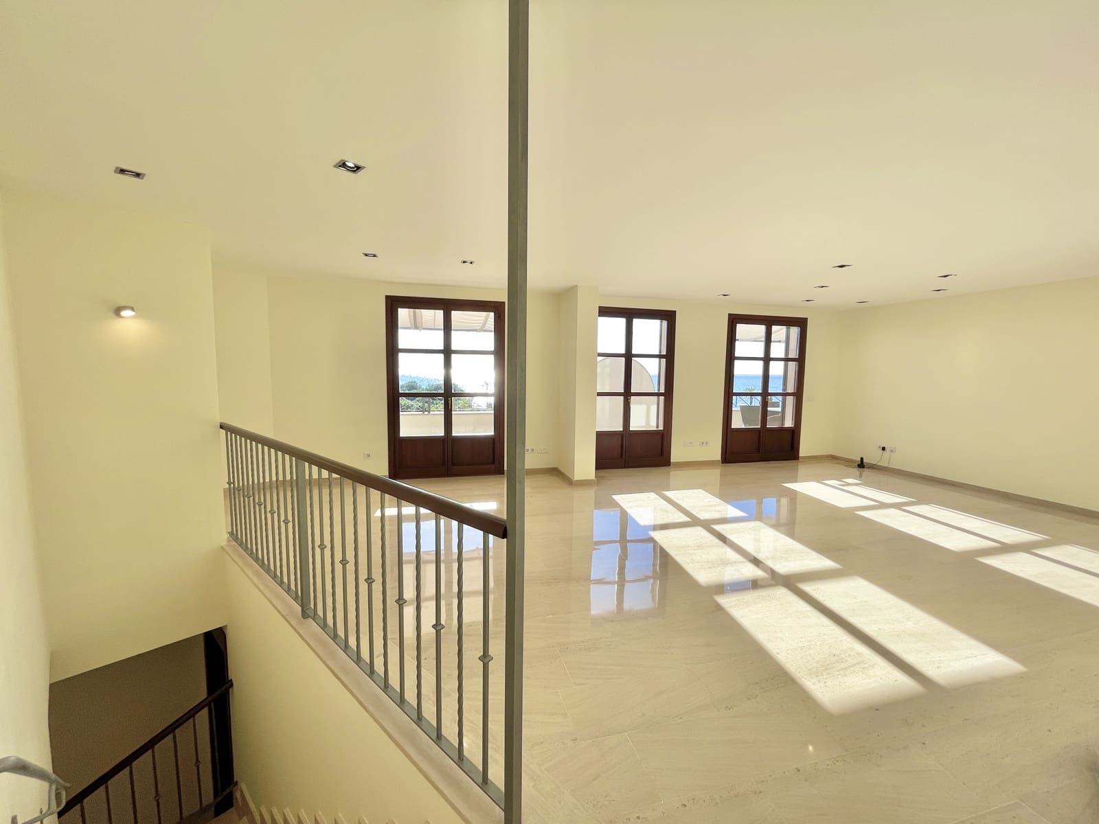 Penthouse de 4 chambres à louer à Palma de Mallorca avec garage - 8 000 € (Ref: 6551480)