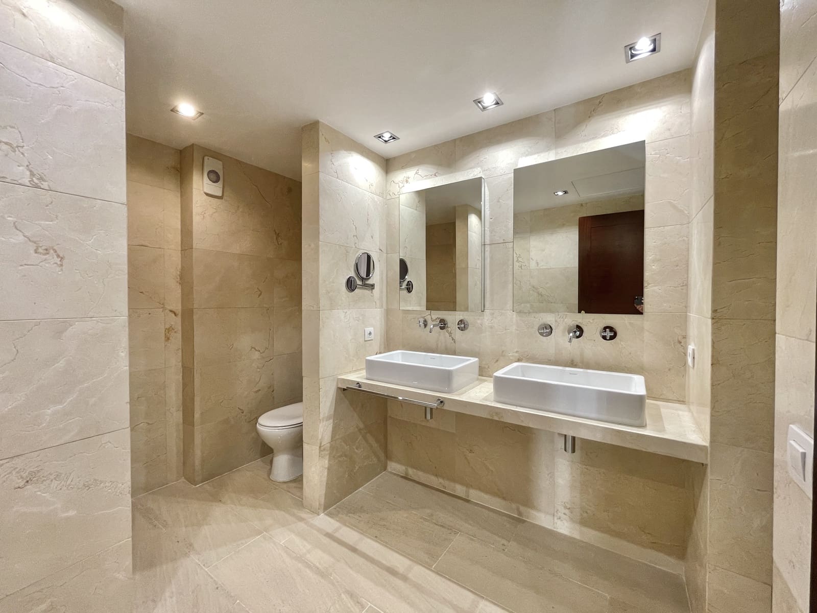 Penthouse de 4 chambres à louer à Palma de Mallorca avec garage - 8 000 € (Ref: 6551480)