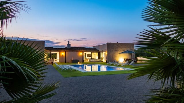 5 soverom Finca/Herregård til salgs i Llucmajor med svømmebasseng garasje - € 2 200 000 (Ref: 6651386)