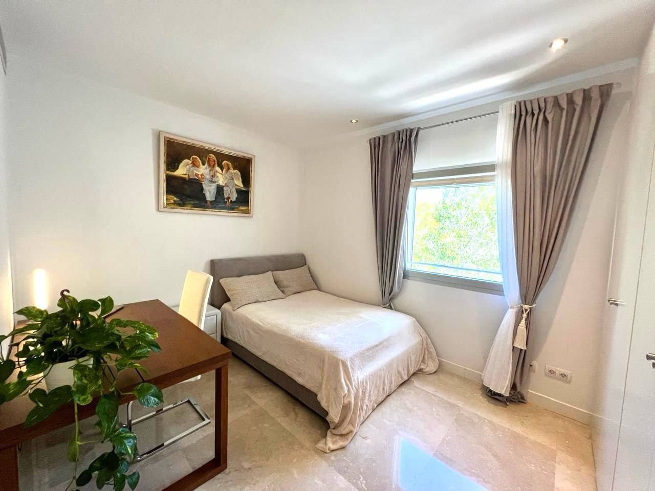 2 soveværelse Penthouse til leje i Bendinat med garage - € 6.000 (Ref: 6651392)