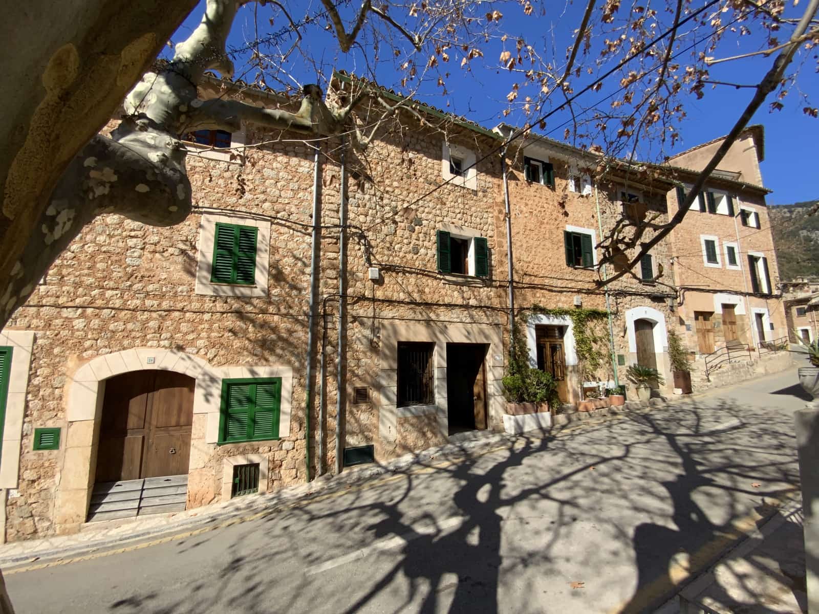 4 soveværelse Byhus til salg i Fornalutx - € 550.000 (Ref: 6676452)