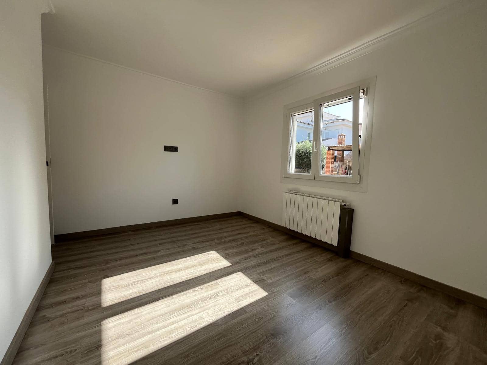 4 bedroom Villa for rent in El Toro / Port Adriano with garage - € 4,000 (Ref: 6691892)