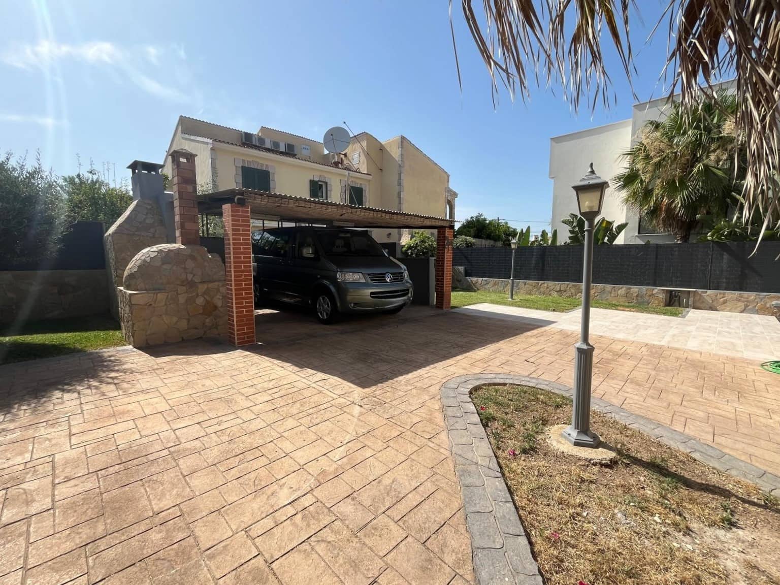 4 bedroom Villa for rent in El Toro / Port Adriano with garage - € 4,000 (Ref: 6691892)