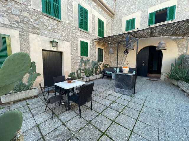 7 soveværelse Finca/Landehus til leje i Pollensa / Pollença med swimmingpool garage - € 6.000 (Ref: 6707559)