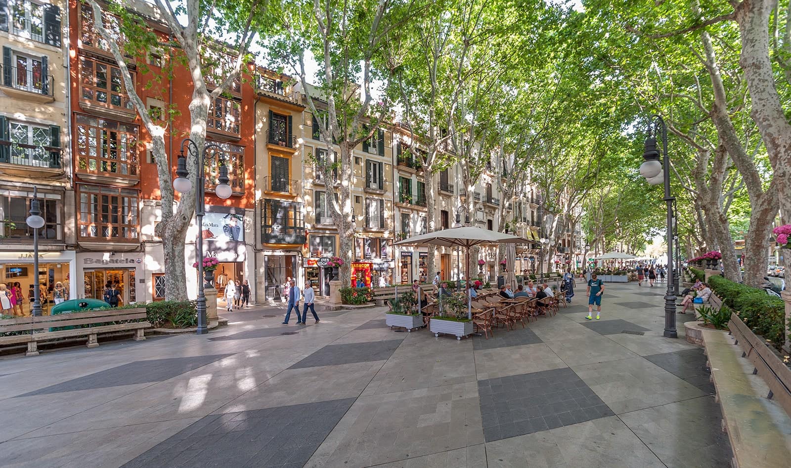 2 soverom Leilighet til leie i Palma de Mallorca - € 2 200 (Ref: 6714699)