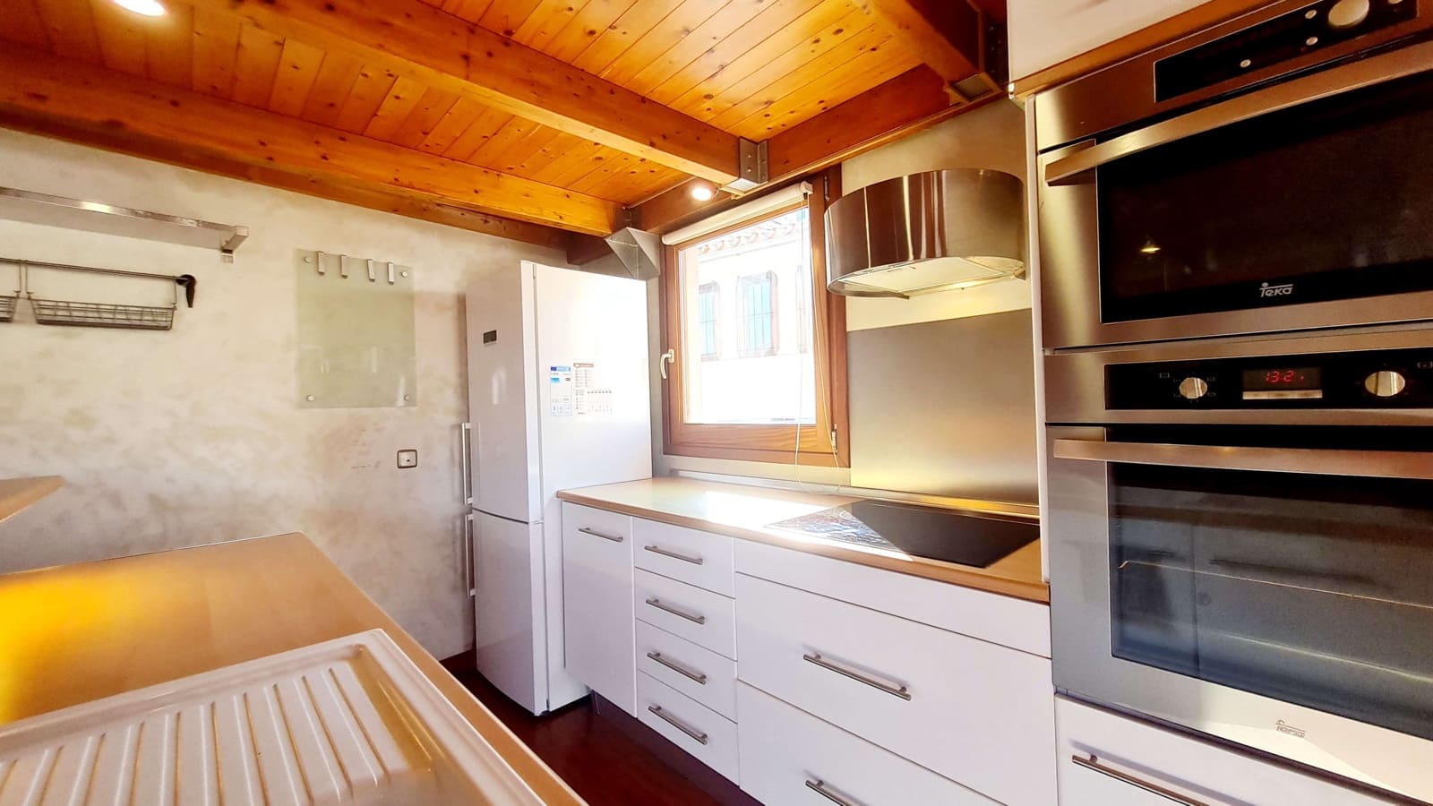 2 soverom Leilighet til leie i Palma de Mallorca - € 2 200 (Ref: 6714699)