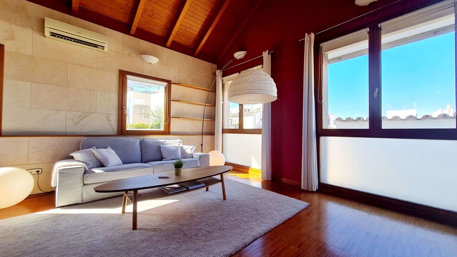 2 soverom Leilighet til leie i Palma de Mallorca - € 2 200 (Ref: 6714699)