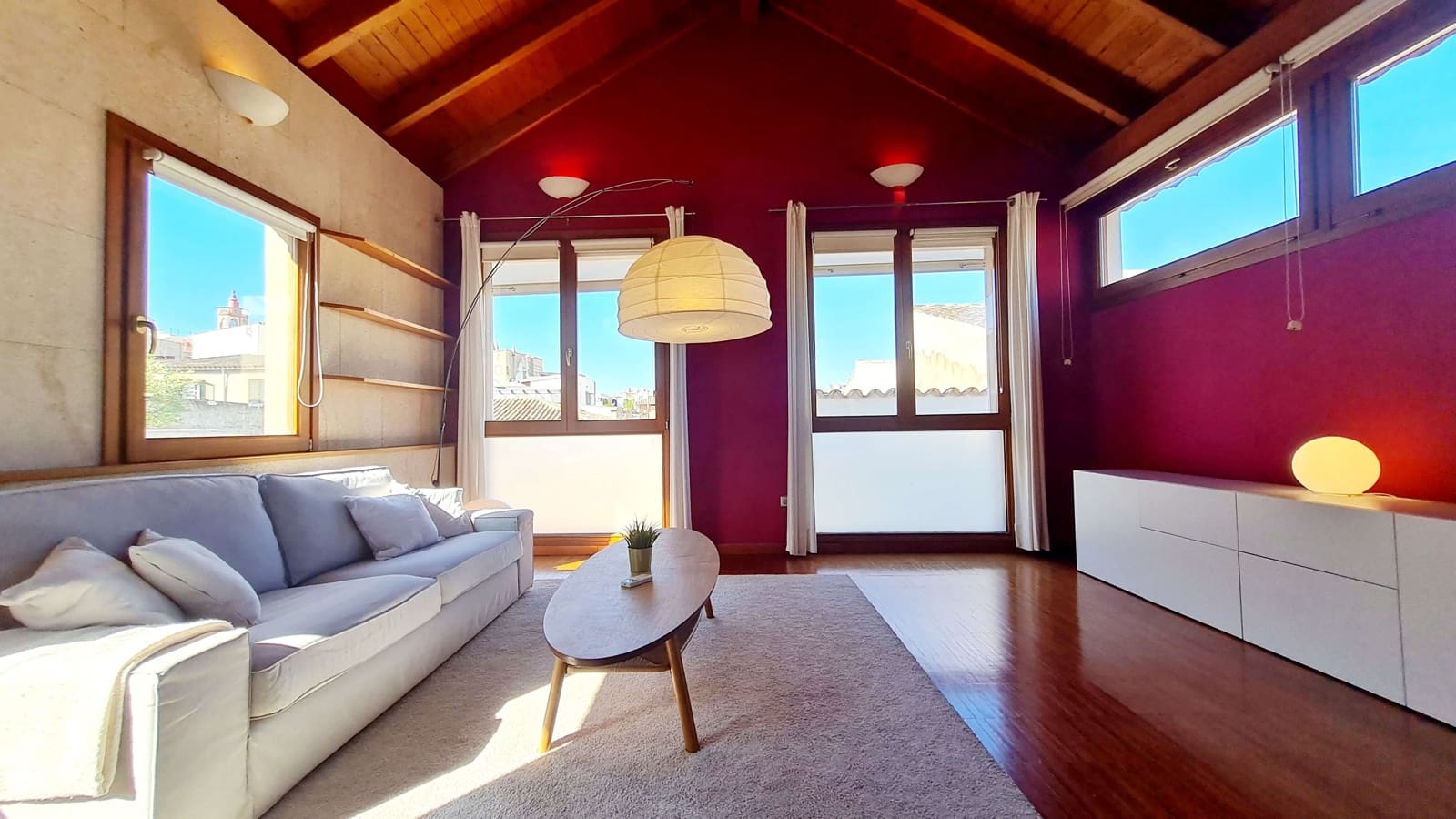 2 soverom Leilighet til leie i Palma de Mallorca - € 2 200 (Ref: 6714699)