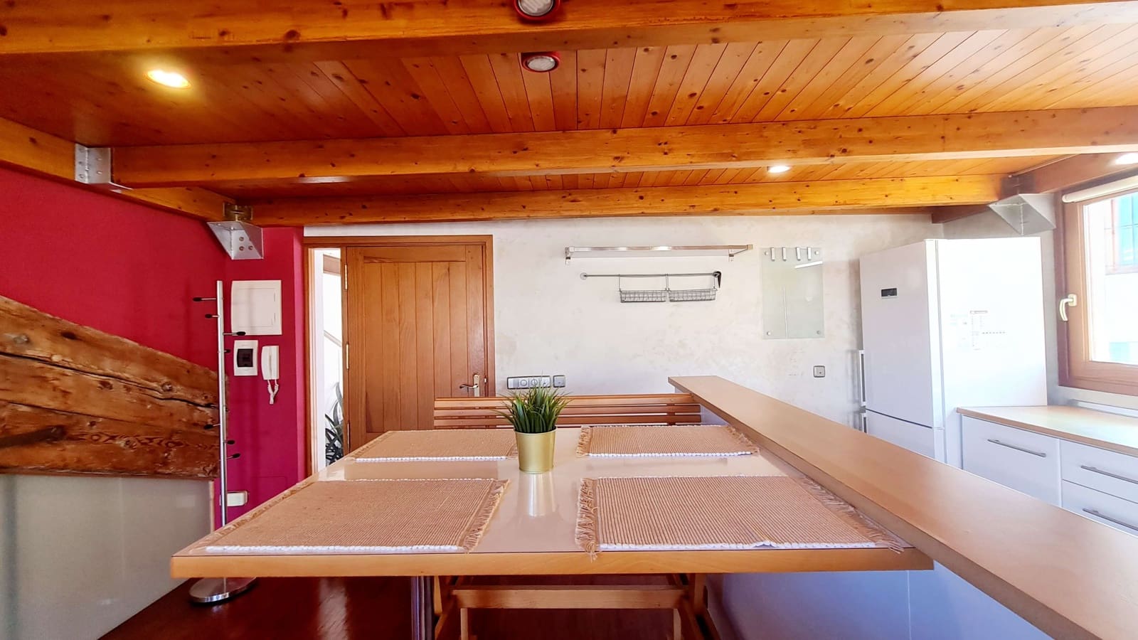 2 soverom Leilighet til leie i Palma de Mallorca - € 2 200 (Ref: 6714699)