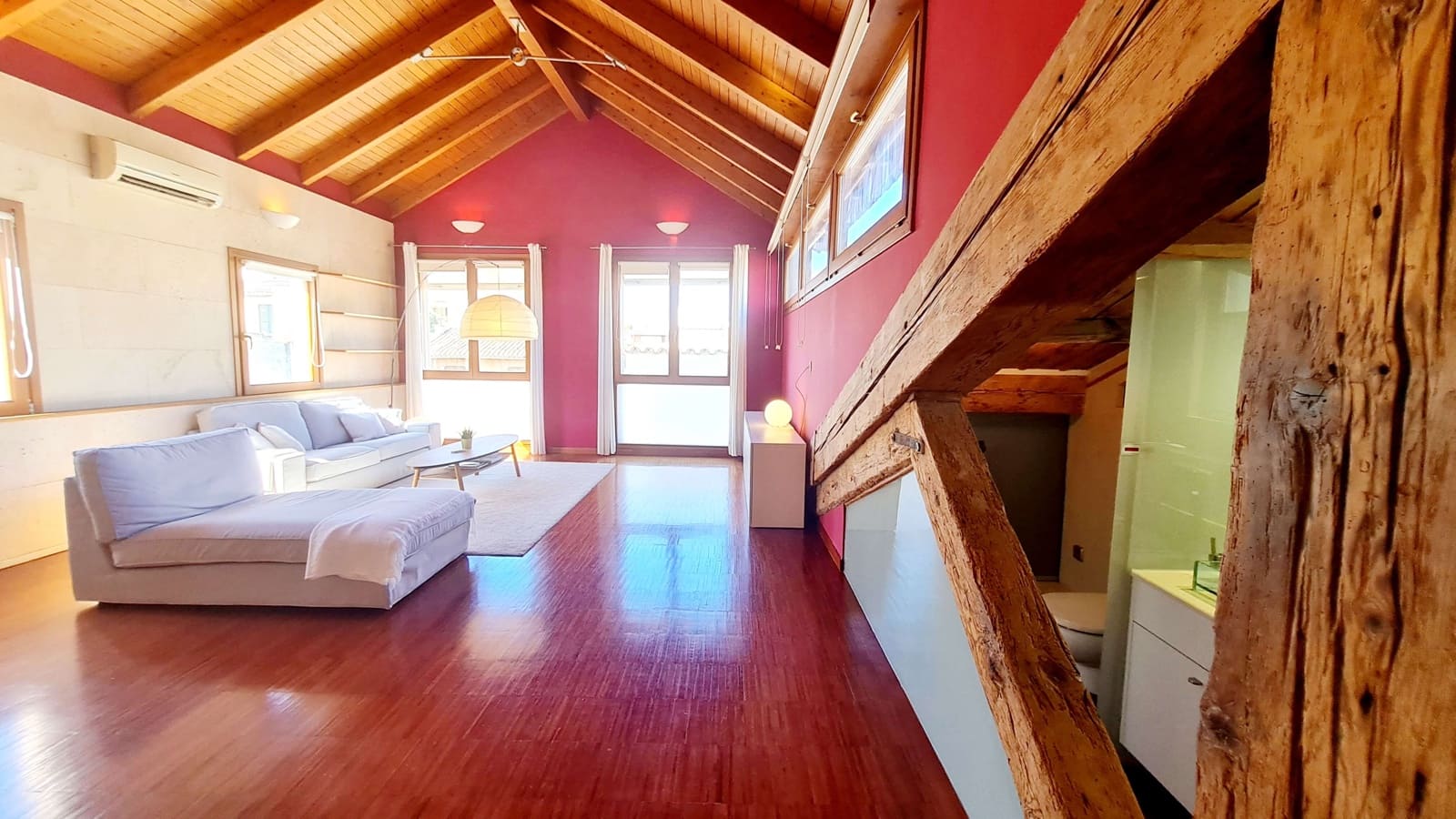 2 soverom Leilighet til leie i Palma de Mallorca - € 2 200 (Ref: 6714699)