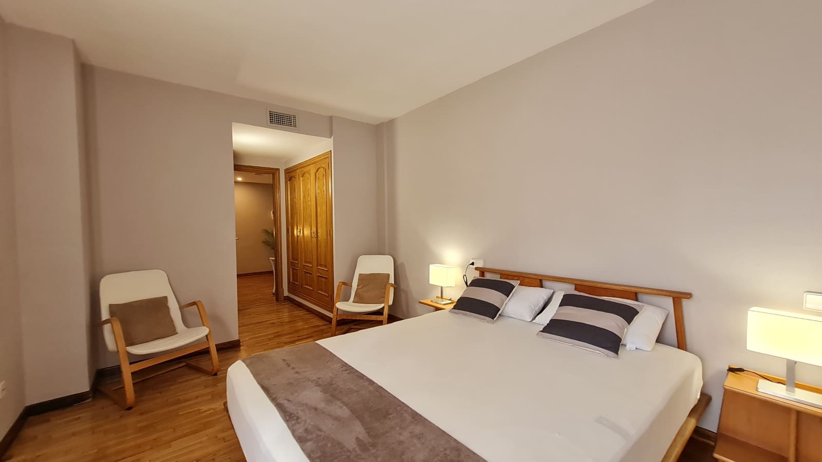 4 sypialnia Apartament do wynajęcia w Cas Catala z garażem - 2 500 € (Ref: 6714706)