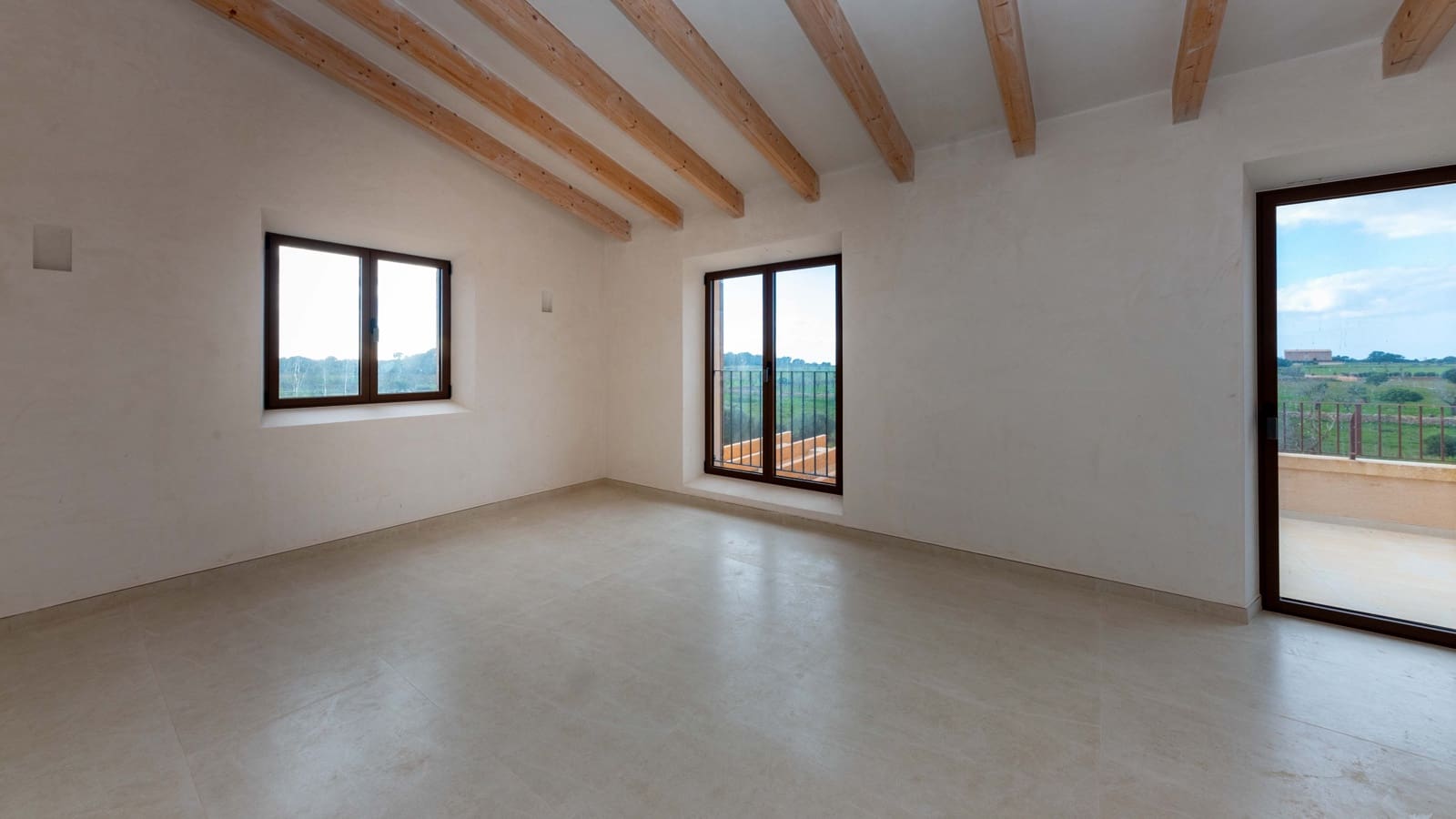 4 slaapkamer Finca/Landhuis te koop in Ses Salines met zwembad - € 2.400.000 (Ref: 6727762)