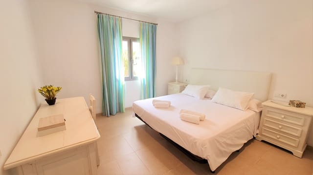 Appartement de 2 chambres à louer à Portocristo / Port de Manacor, Manacor - 2 000 € (Ref: 6810869)