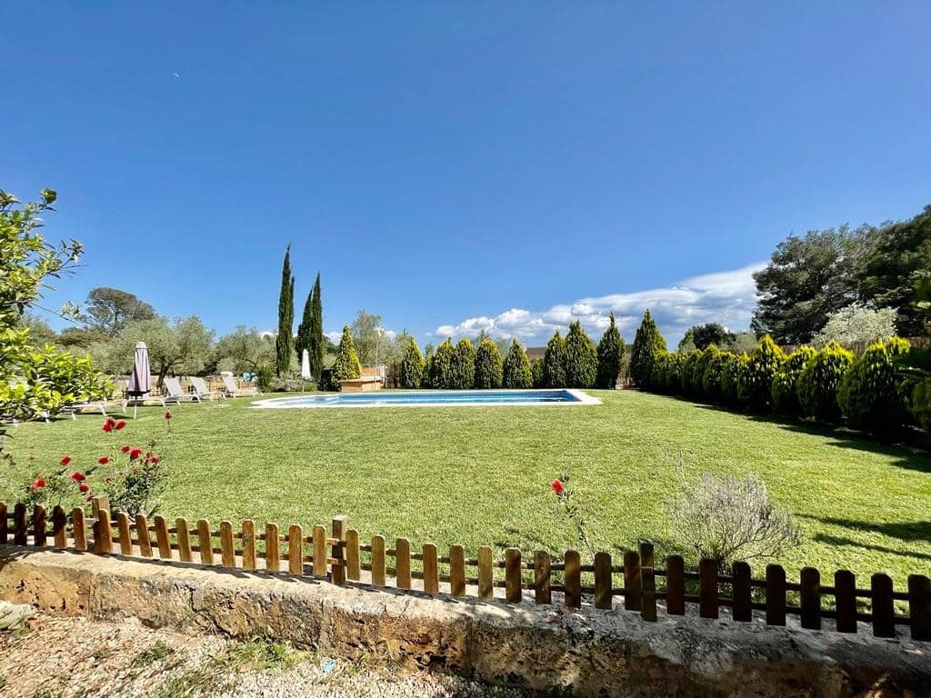 4 soveværelse Finca/Landehus til salg i Llubi med swimmingpool garage - € 2.200.000 (Ref: 6850832)