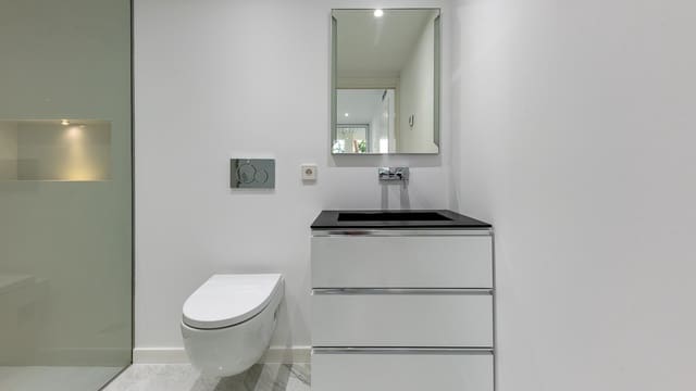 2 sypialnia Apartament na sprzedaż w Puerto Portals, Calvià - 1 100 000 € (Ref: 6859651)