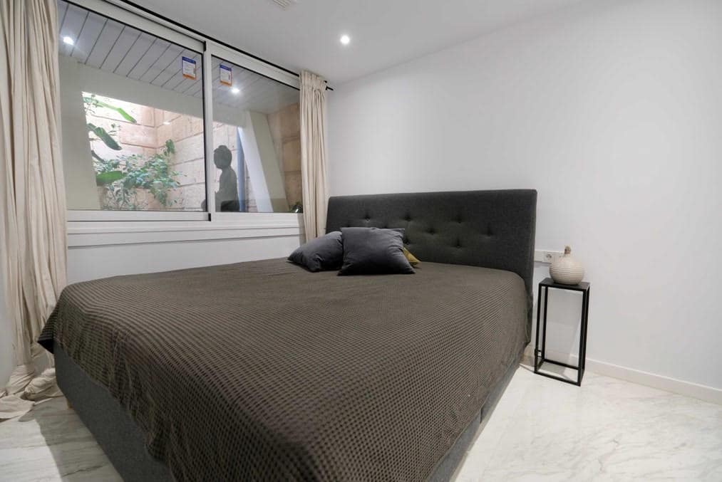 2 soveværelse Lejlighed til salg i Puerto Portals - € 1.100.000 (Ref: 6859651)