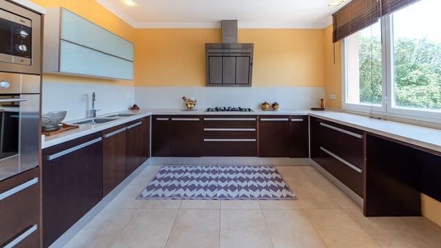 8 slaapkamer Villa te koop in Algaida met zwembad garage - € 2.930.000 (Ref: 6859661)