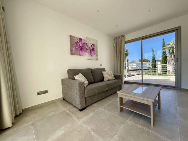 3 soveværelse Byhus til leje i Playas de Muro / Platges de Muro, Muro med swimmingpool garage - € 2.800 (Ref: 6915199)