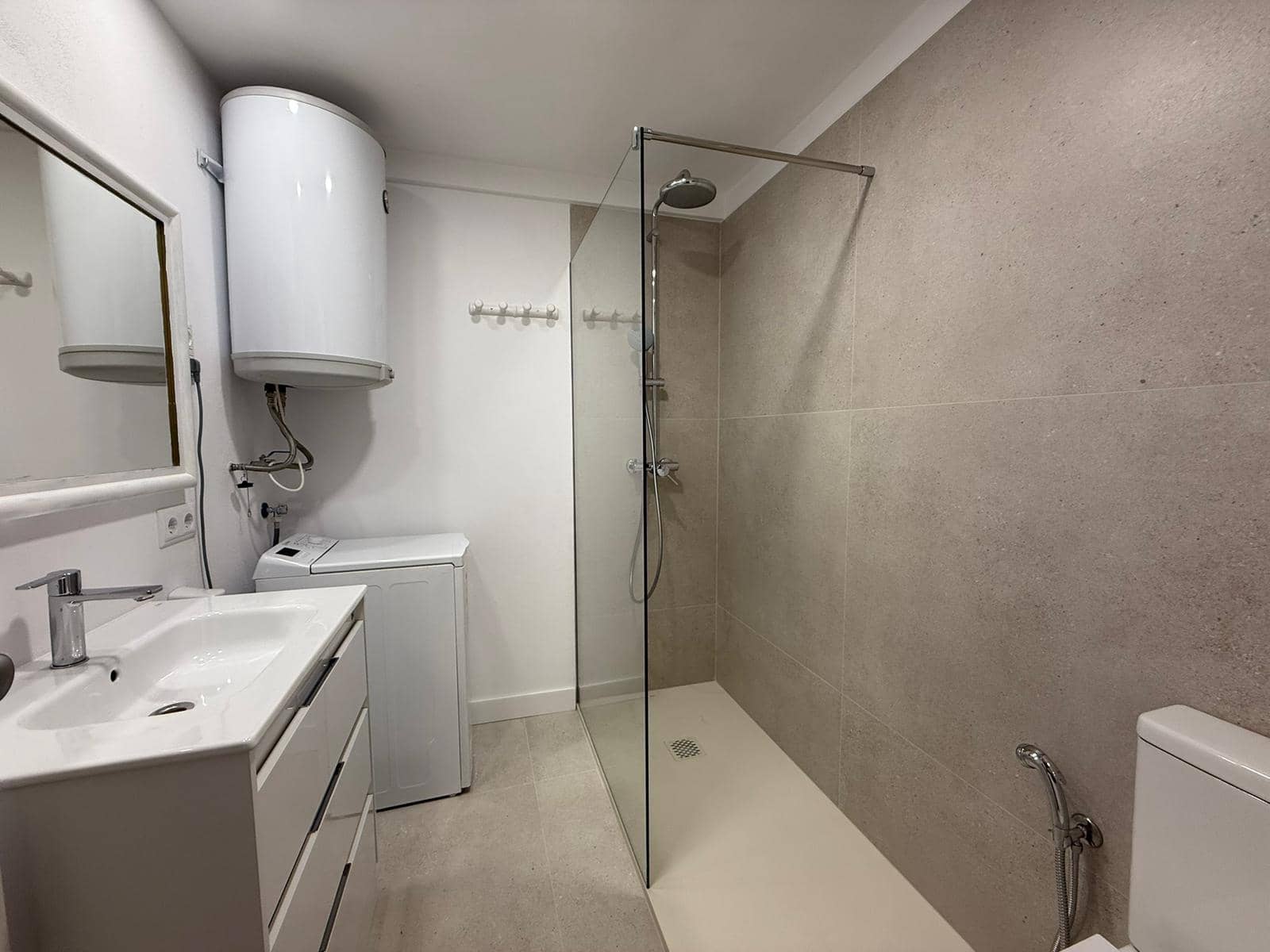 2 soveværelse Lejlighed til leje i Cala Ratjada - € 1.600 (Ref: 6915200)