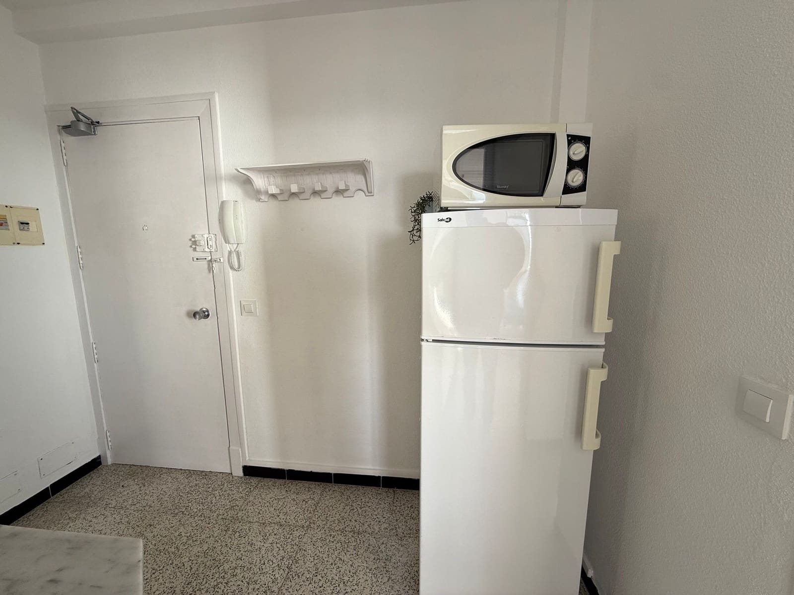 2 soveværelse Lejlighed til leje i Cala Ratjada - € 1.600 (Ref: 6915200)