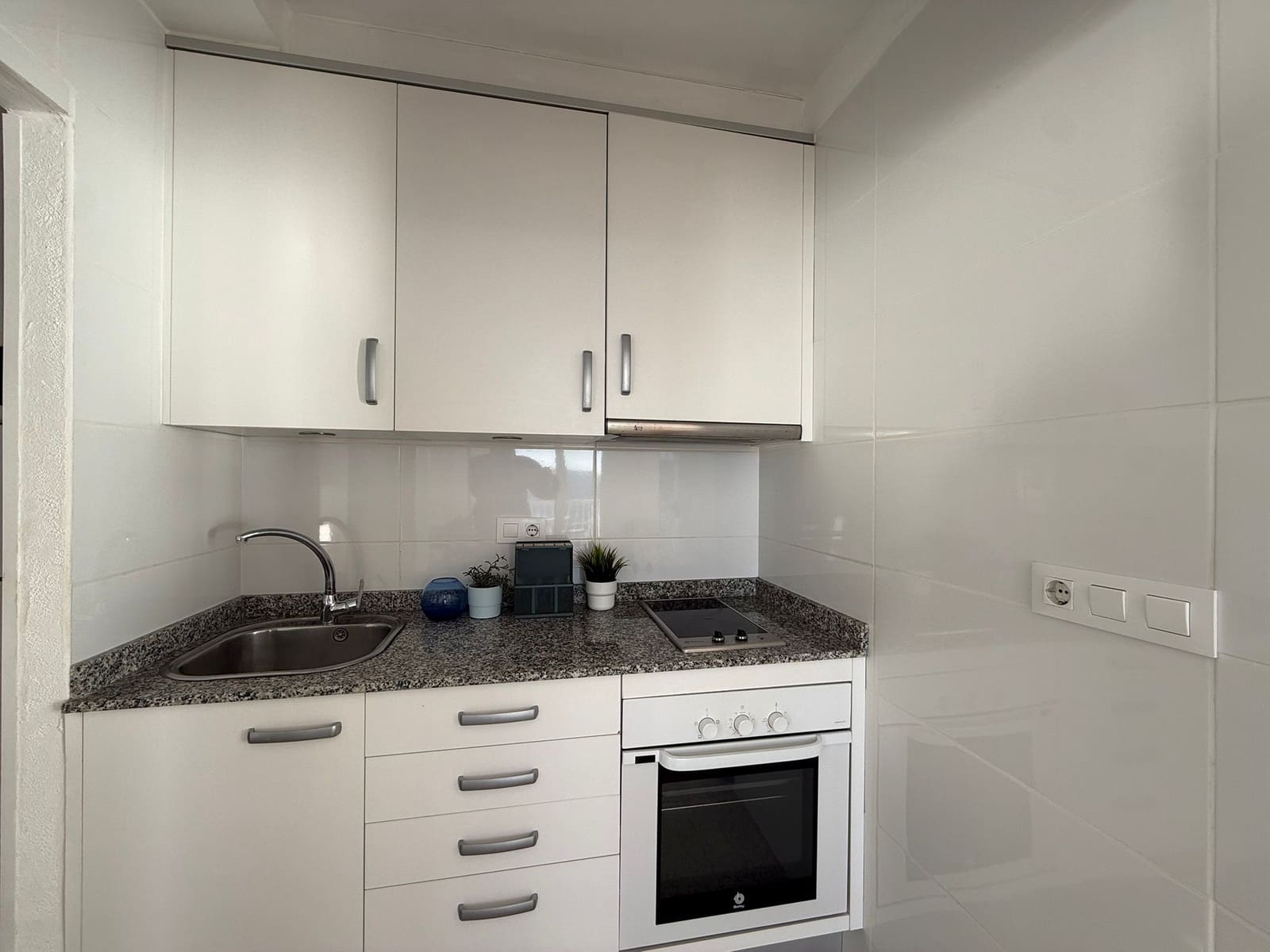 2 soveværelse Lejlighed til leje i Cala Ratjada - € 1.600 (Ref: 6915200)