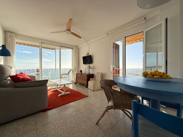 2 soveværelse Lejlighed til leje i Cala Ratjada, Capdepera - € 1.600 (Ref: 6915200)