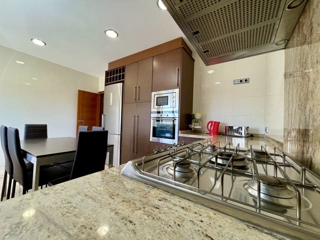 4 bedroom Villa for rent in Alcúdia with pool garage - € 4,000 (Ref: 6958610)