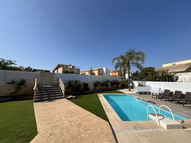 4 bedroom Villa for rent in Alcúdia with pool garage - € 4,000 (Ref: 6958610)