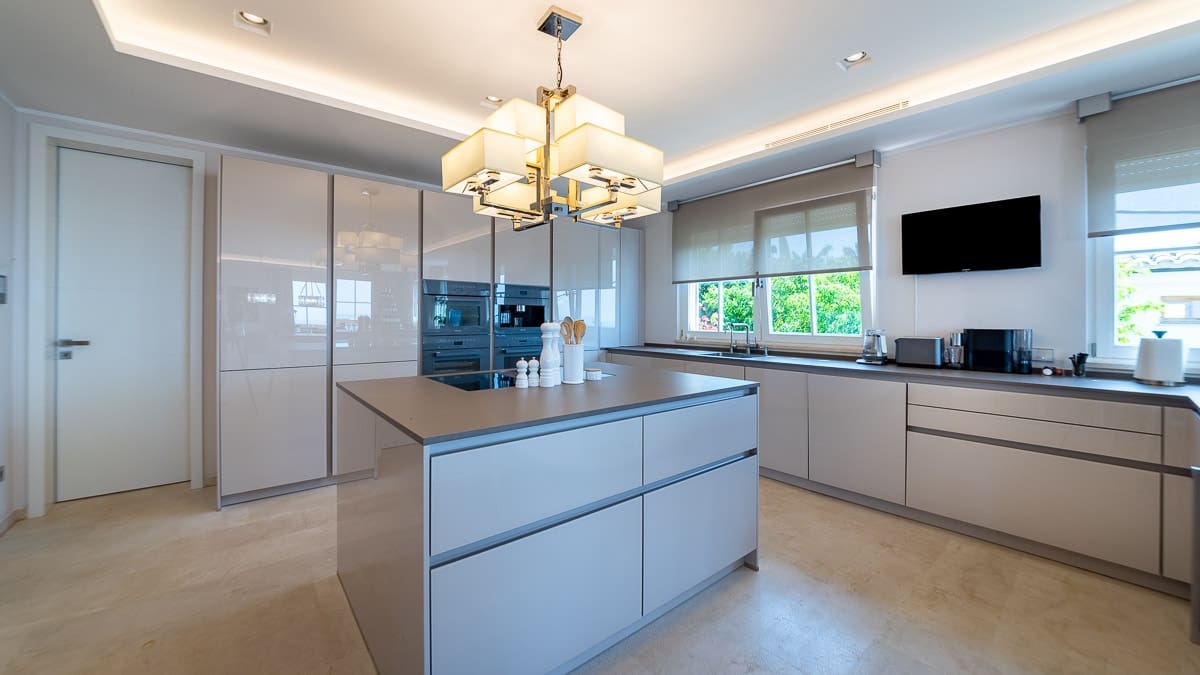 5 bedroom Villa for sale in Costa d'en Blanes with garage - € 7,500,000 (Ref: 6974095)