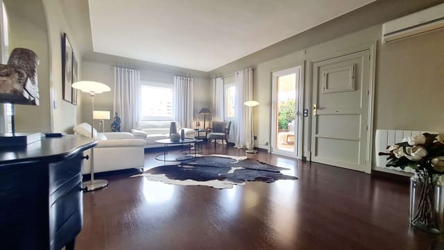 1 sovrum Takvåning att hyra i Son Armadans, Palma de Mallorca - 2 250 € (Ref: 6995158)