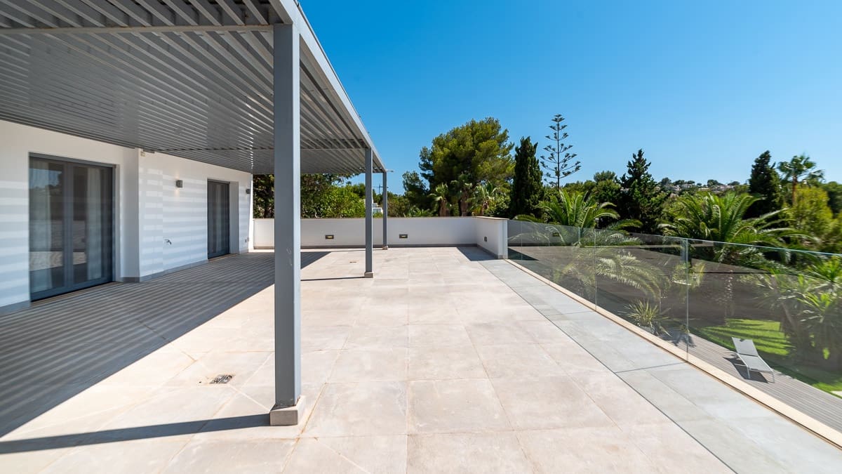 5 slaapkamer Villa te koop in Santa Ponsa met garage - € 2.995.000 (Ref: 6995162)