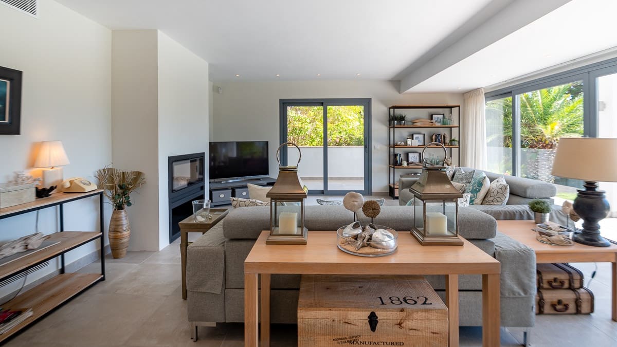 5 slaapkamer Villa te koop in Santa Ponsa met garage - € 2.995.000 (Ref: 6995162)