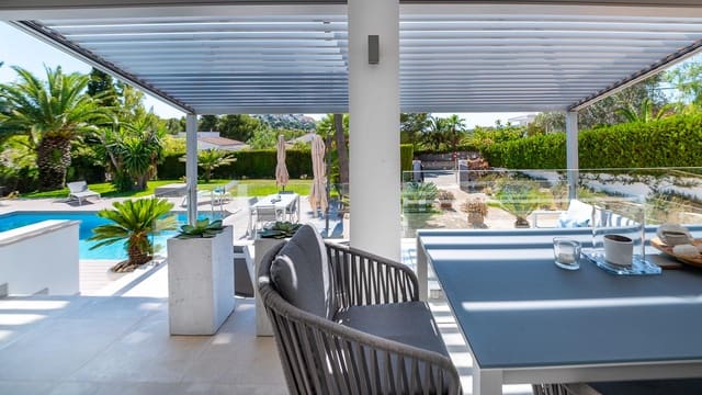 5 sovrum Villa till salu i Santa Ponsa, Calvià med garage - 2 995 000 € (Ref: 6995162)