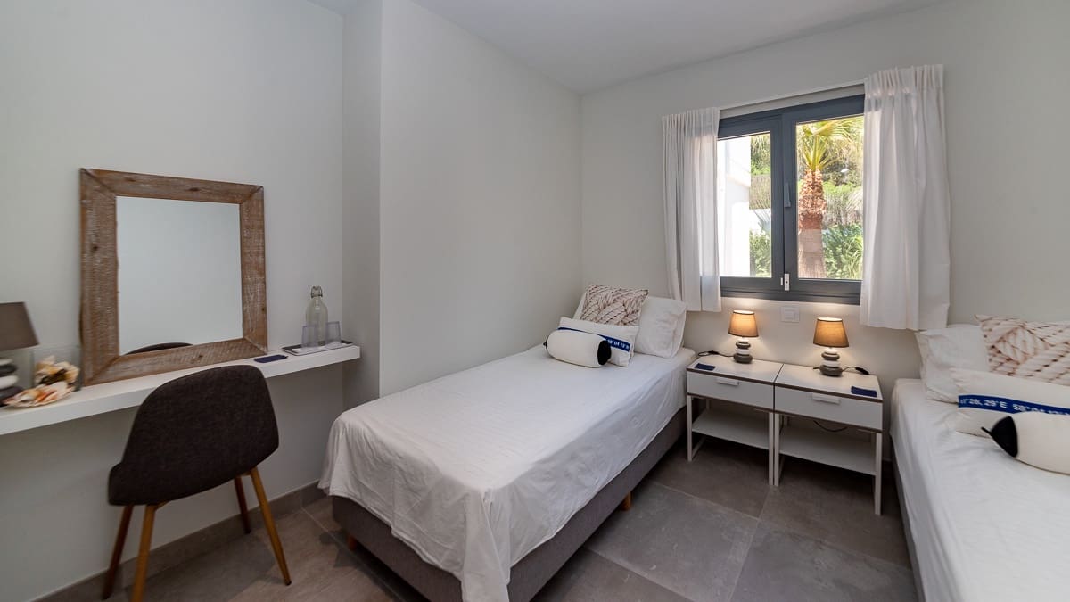 5 slaapkamer Villa te koop in Santa Ponsa met garage - € 2.995.000 (Ref: 6995162)