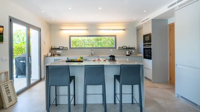 5 sovrum Villa till salu i Santa Ponsa, Calvià med garage - 2 995 000 € (Ref: 6995162)