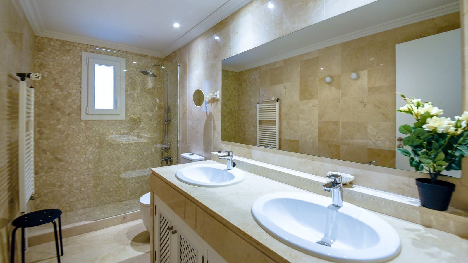 5 slaapkamer Villa te koop in Puerto de Alcudia met garage - € 4.990.000 (Ref: 7011793)