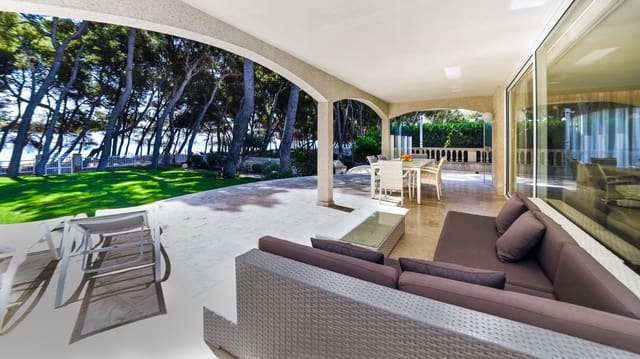 5 soveværelse Villa til salg i Puerto de Alcudia, Alcúdia med garage - € 4.990.000 (Ref: 7011793)