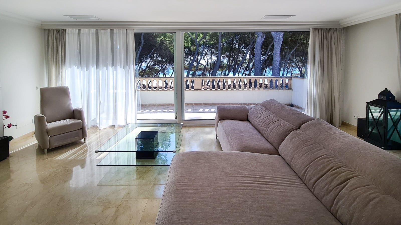 5 slaapkamer Villa te koop in Puerto de Alcudia met garage - € 4.990.000 (Ref: 7011793)